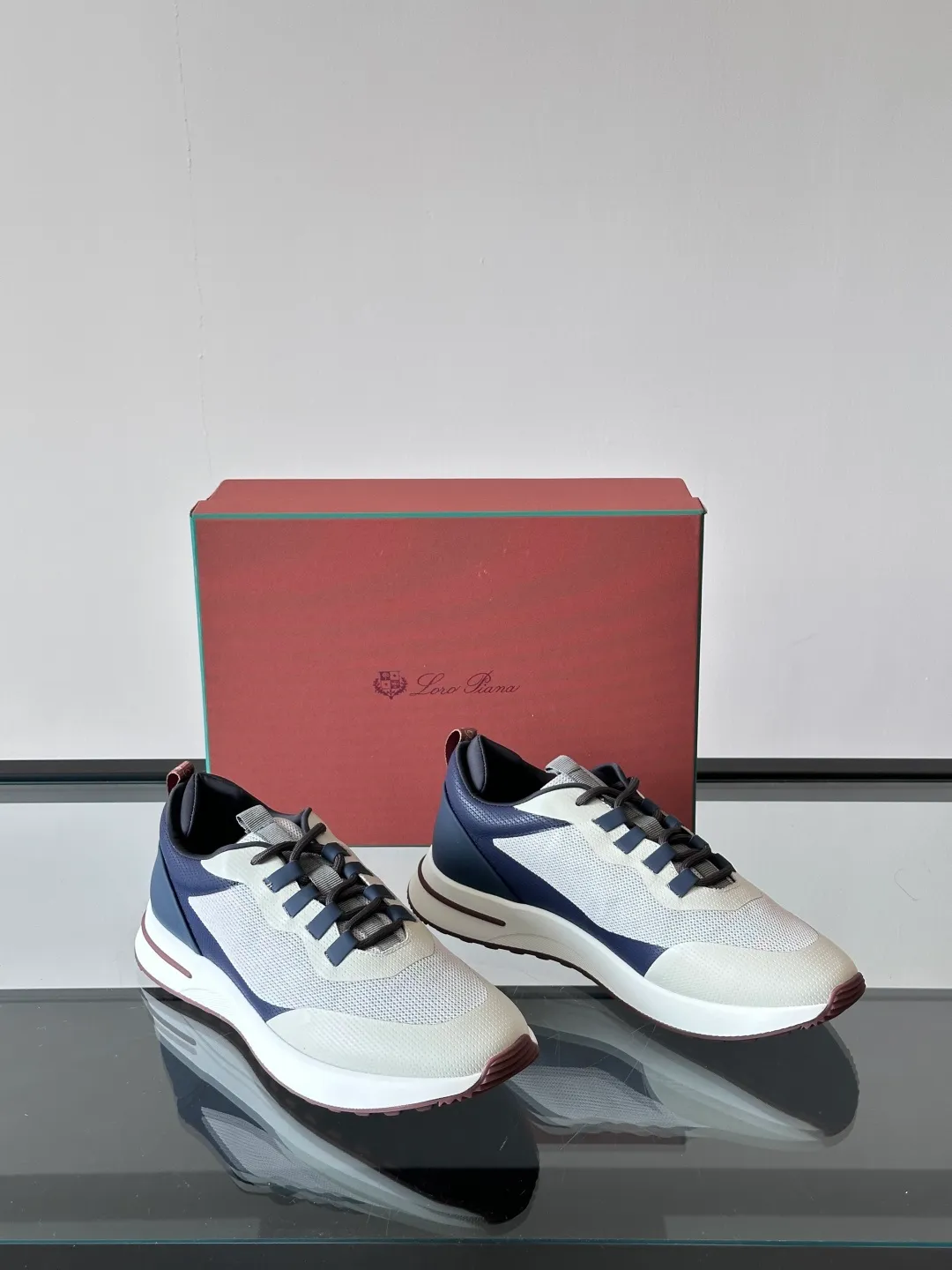 Factory price: 540💰Loro men's shoes💰iana niche Loro classic jogging shoes, men's lace-up casual shoes and sneakers, high-quality lightweight and comfortable fabrics, suitable for outdoor leisure, the color scheme is young and energetic, and it looks great with sportswear or casual suits! Size: 39-45 (customized at 38.45.46)